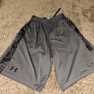 Grey under-armor shorts